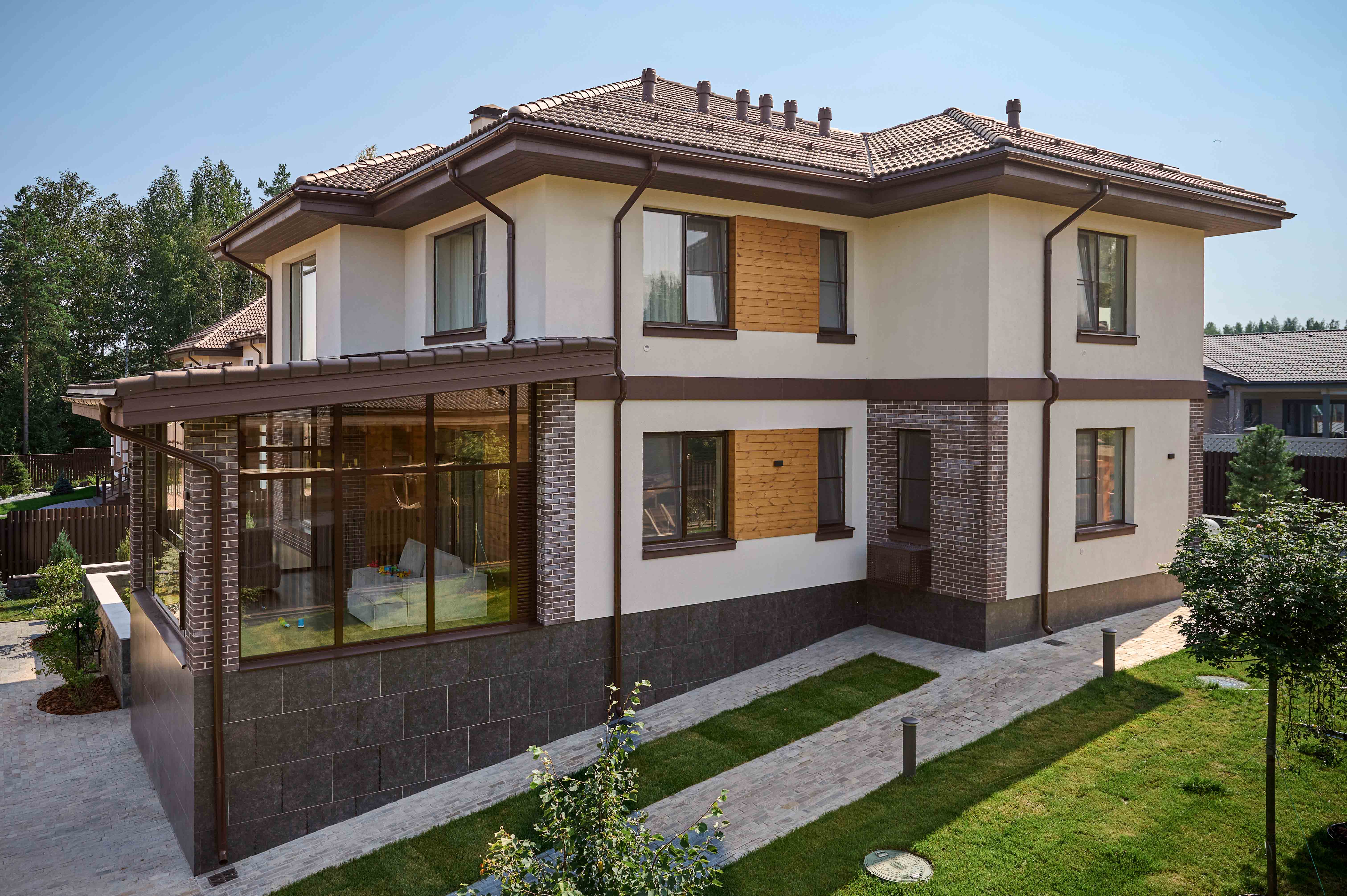Загородный комплекс с домом 255 м², баней и благоустроенным участком